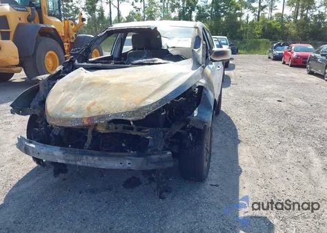 2015 Hyundai Santa Fe Sport 2.4L z USA, uszkodzony, nr VIN 5XYZT3LB5FG270194